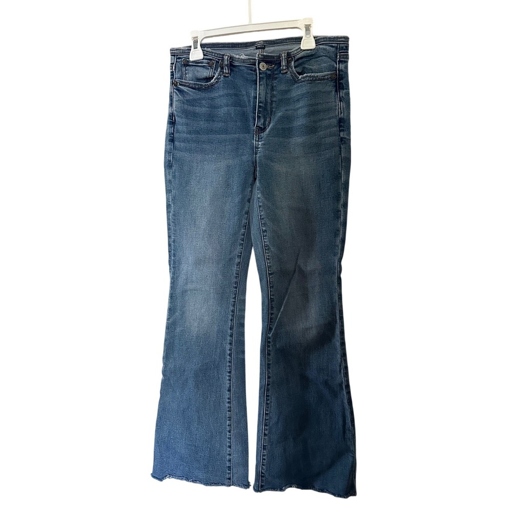 American Eagle Flare Jeans Womens 4 Regular Medium Wash Raw Hem Stretch Denim